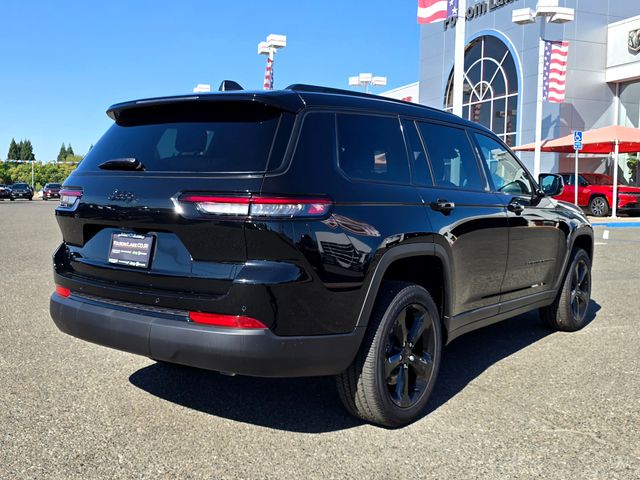 2025 Jeep Grand Cherokee Altitude X photo 2