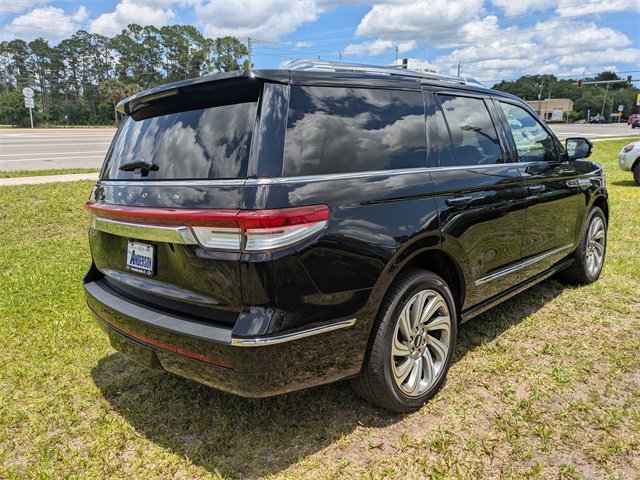 2023 Lincoln Navigator Reserve photo 4