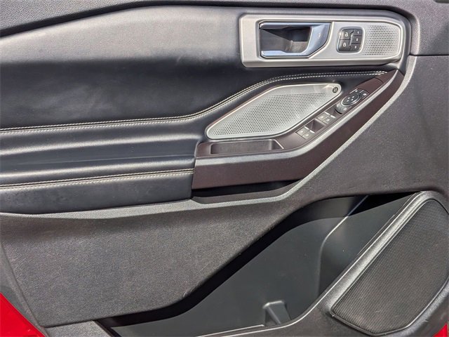 2020 Ford Explorer ST photo 9