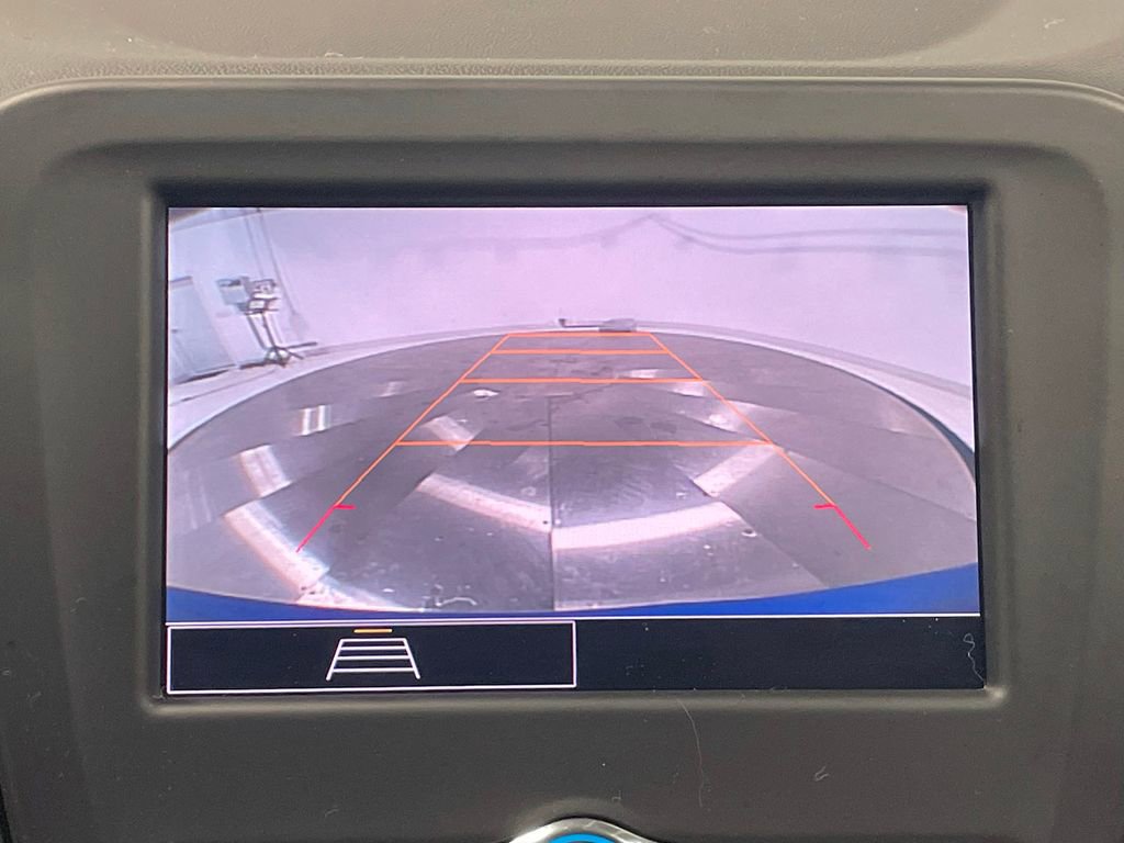 2024 Chevrolet Equinox LS photo 3