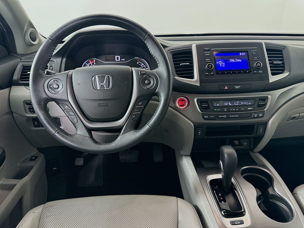2019 Honda Ridgeline RTL photo 17