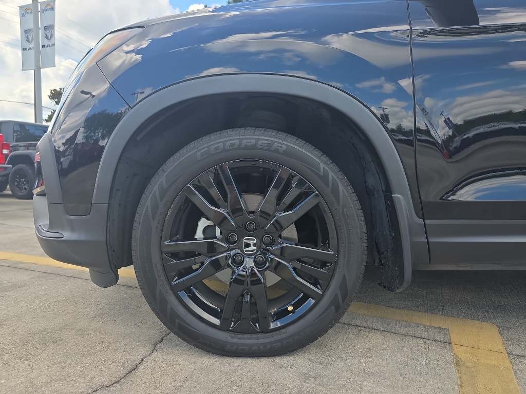 2021 Honda Pilot Special Edition photo 4