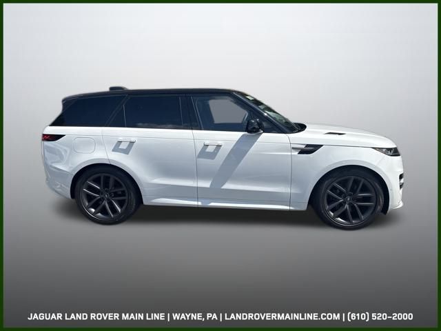2025 Land Rover Range Rover Sport SE photo 6