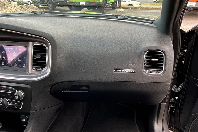 2021 Dodge Charger SXT photo 24