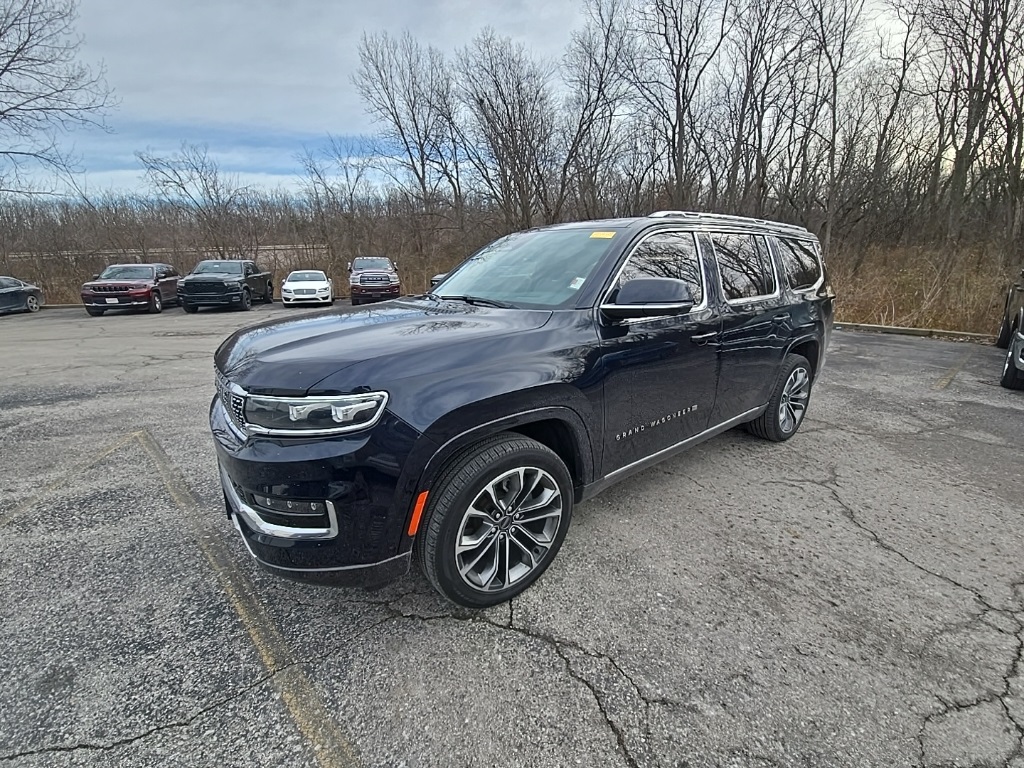 Used 2022 Jeep Grand Wagoneer Series III with VIN 1C4SJVGJ9NS192015 for sale in Kansas City