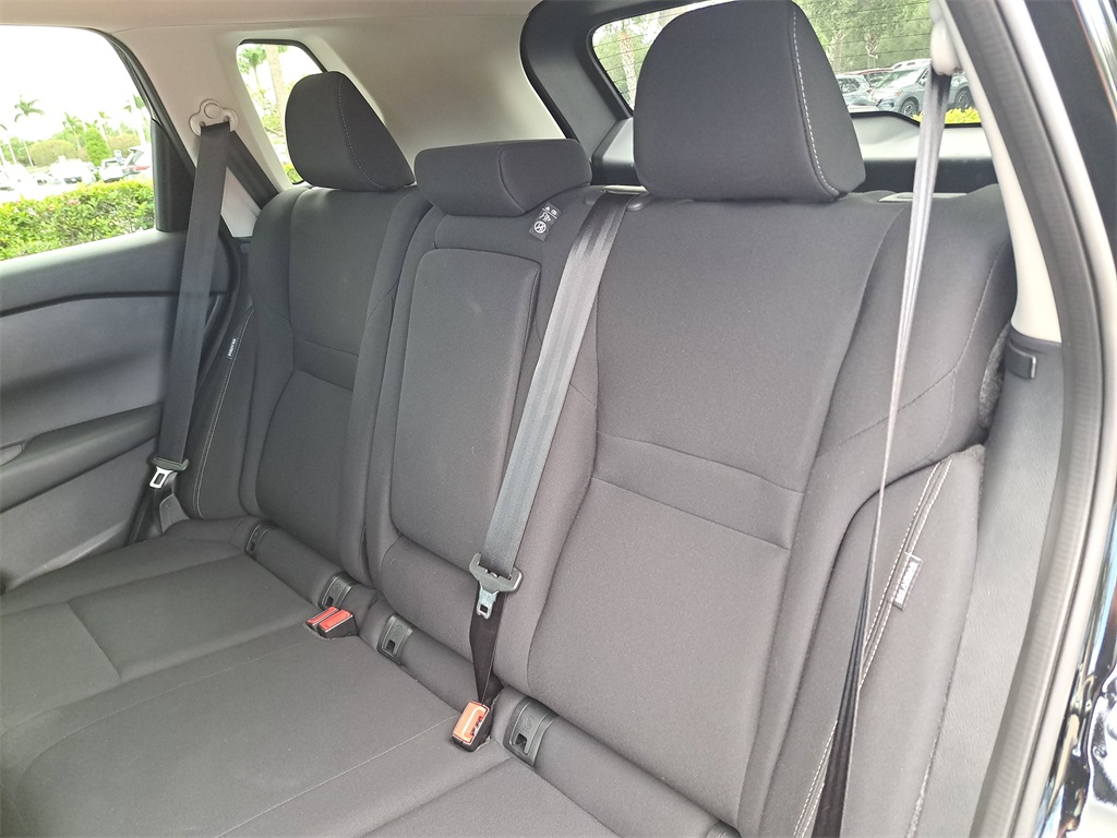 2025 Nissan Rogue S photo 13