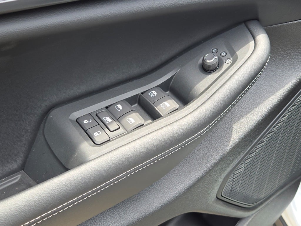 2025 Jeep Grand Cherokee Altitude X photo 24