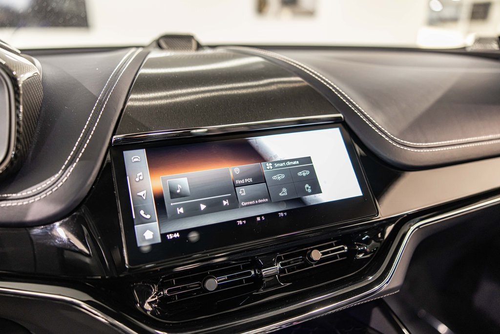 2025 ASTON MARTIN DBX - Image 28