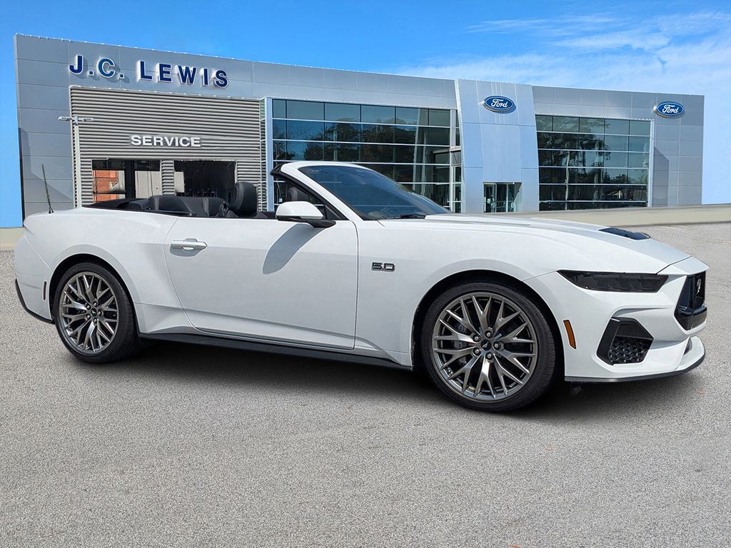 2025 Ford Mustang GT Premium's photo