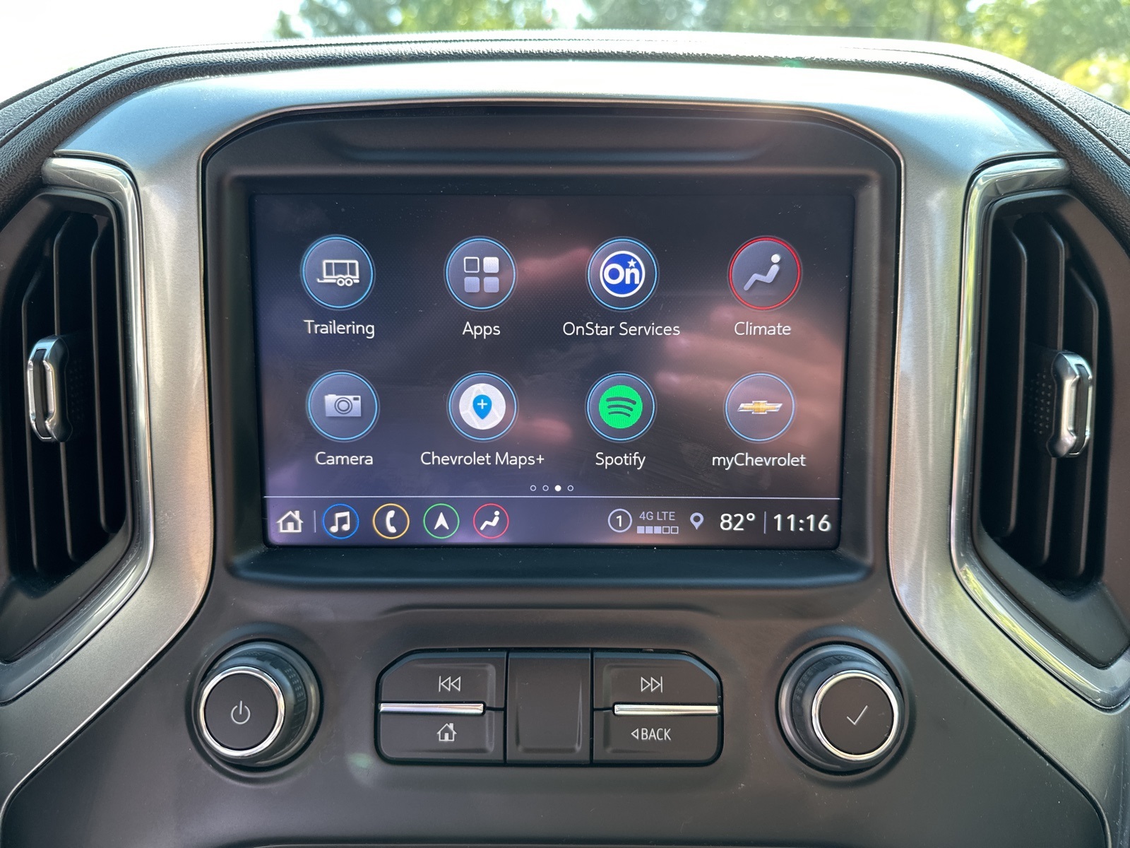2021 Chevrolet Silverado 1500 LTZ photo 4