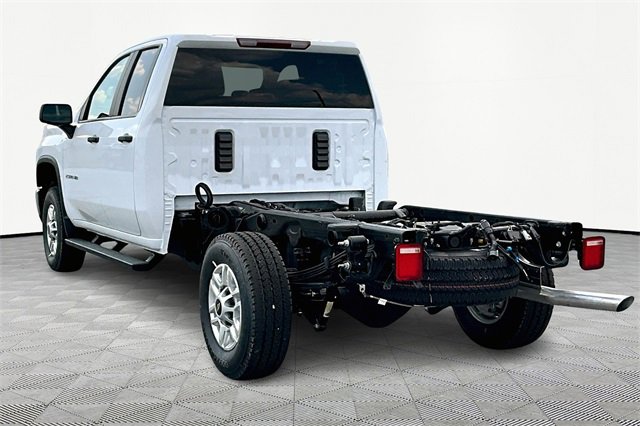 2025 Chevrolet Silverado Work Truck photo 4