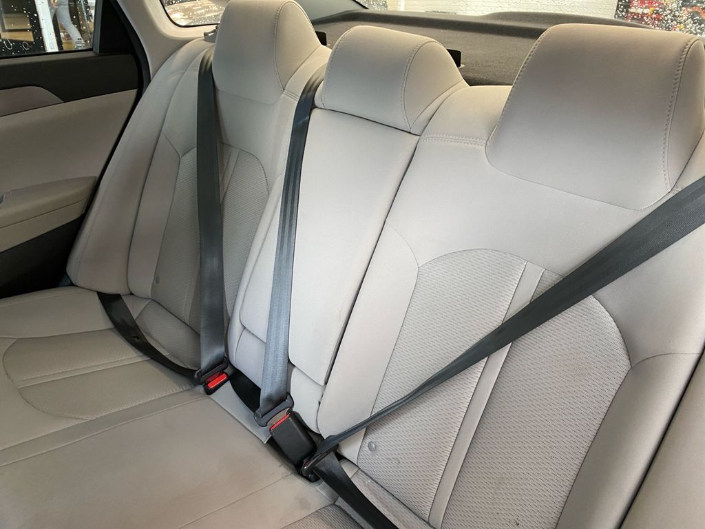 2019 Hyundai Sonata SE photo 24