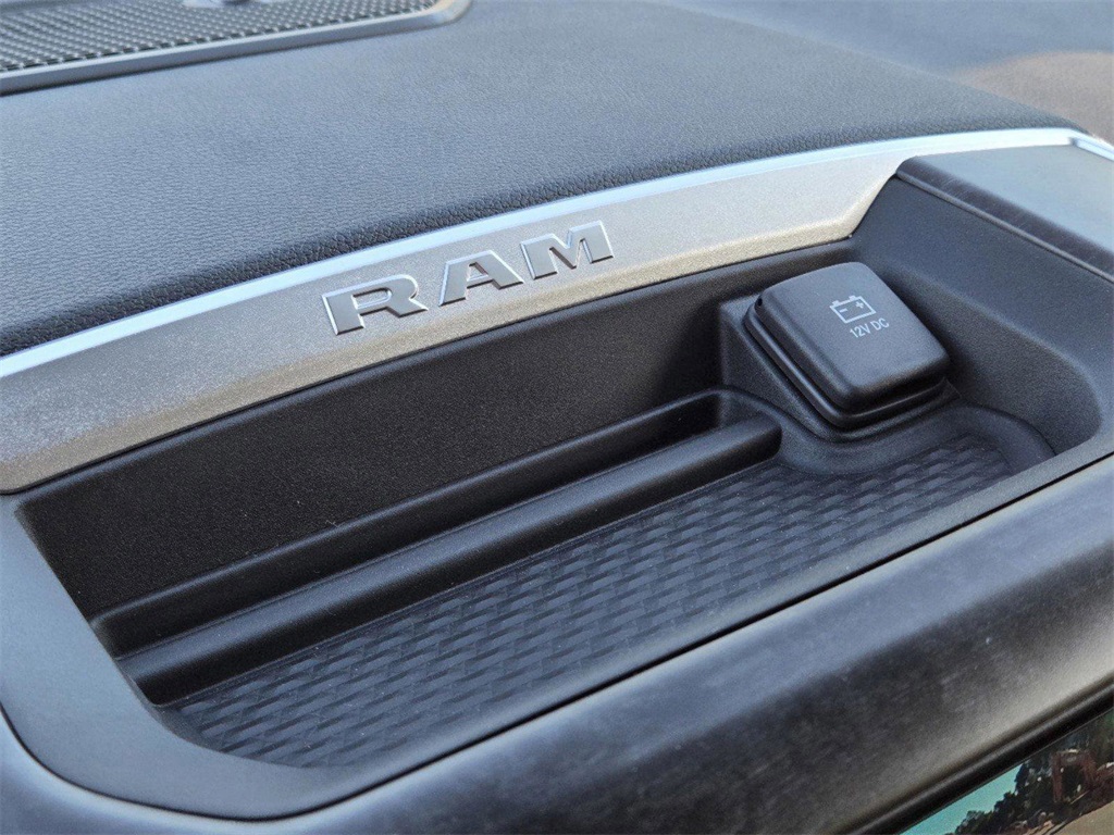2024 Ram 2500 Big Horn photo 33