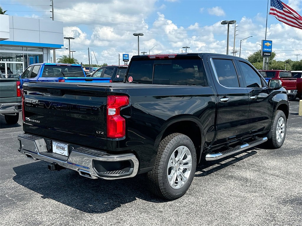 2025 Chevrolet Silverado 1500 LTZ photo 4