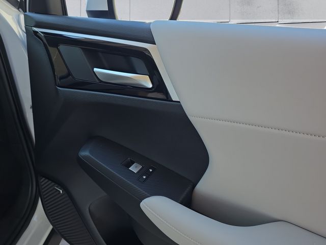2025 Mitsubishi Outlander SE 2.5 S-AWC photo 13