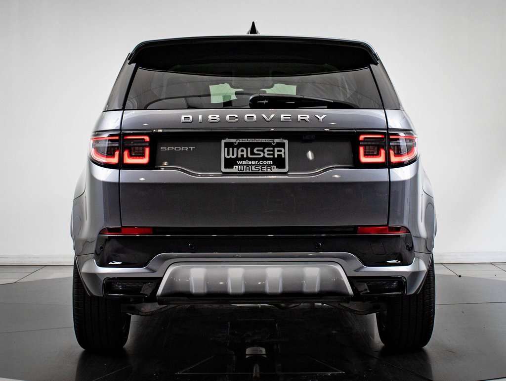 2025 Land Rover Discovery Sport S photo 7