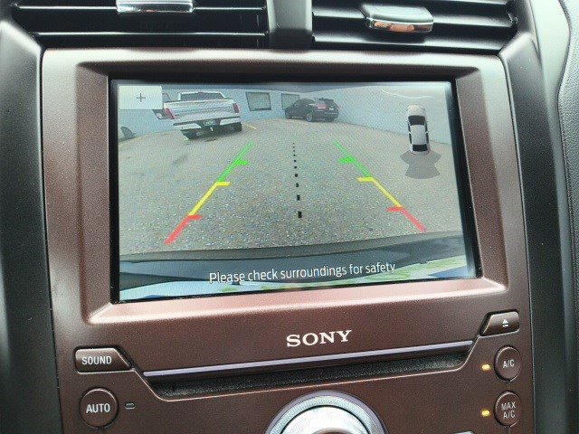 2020 Ford Fusion Titanium photo 23
