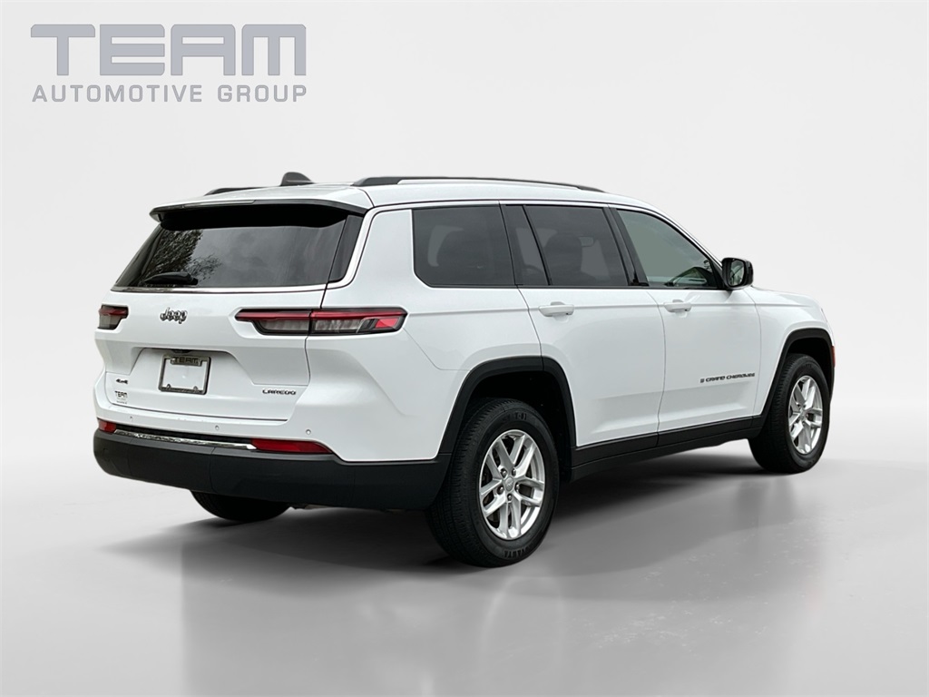 2023 Jeep Grand Cherokee Laredo photo 4
