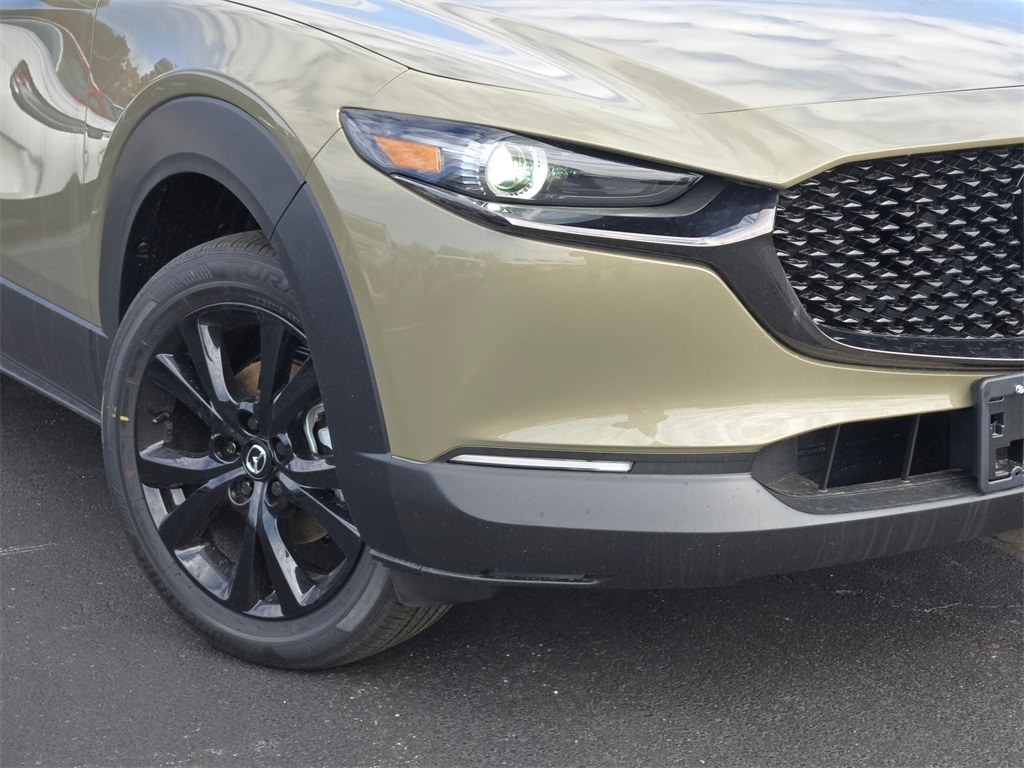 2025 Mazda CX-30 2.5 Turbo Carbon photo 2