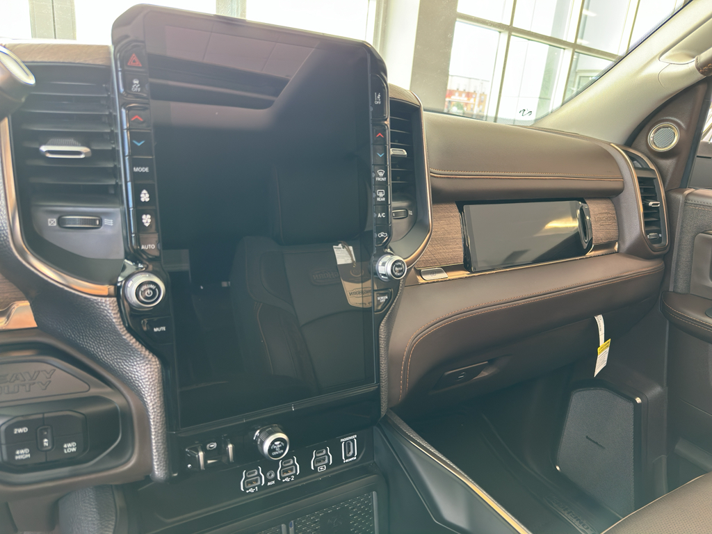2025 Ram 2500 Longhorn photo 16