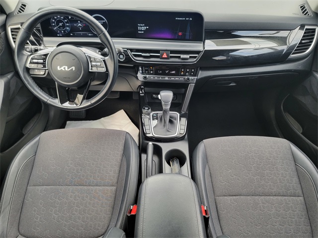 2024 Kia Seltos S photo 18