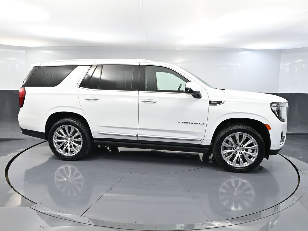 2024 Gmc Yukon Denali photo 3