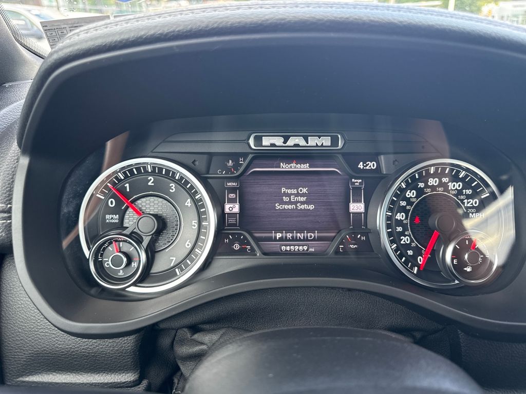 2022 Ram 1500 Laramie photo 14