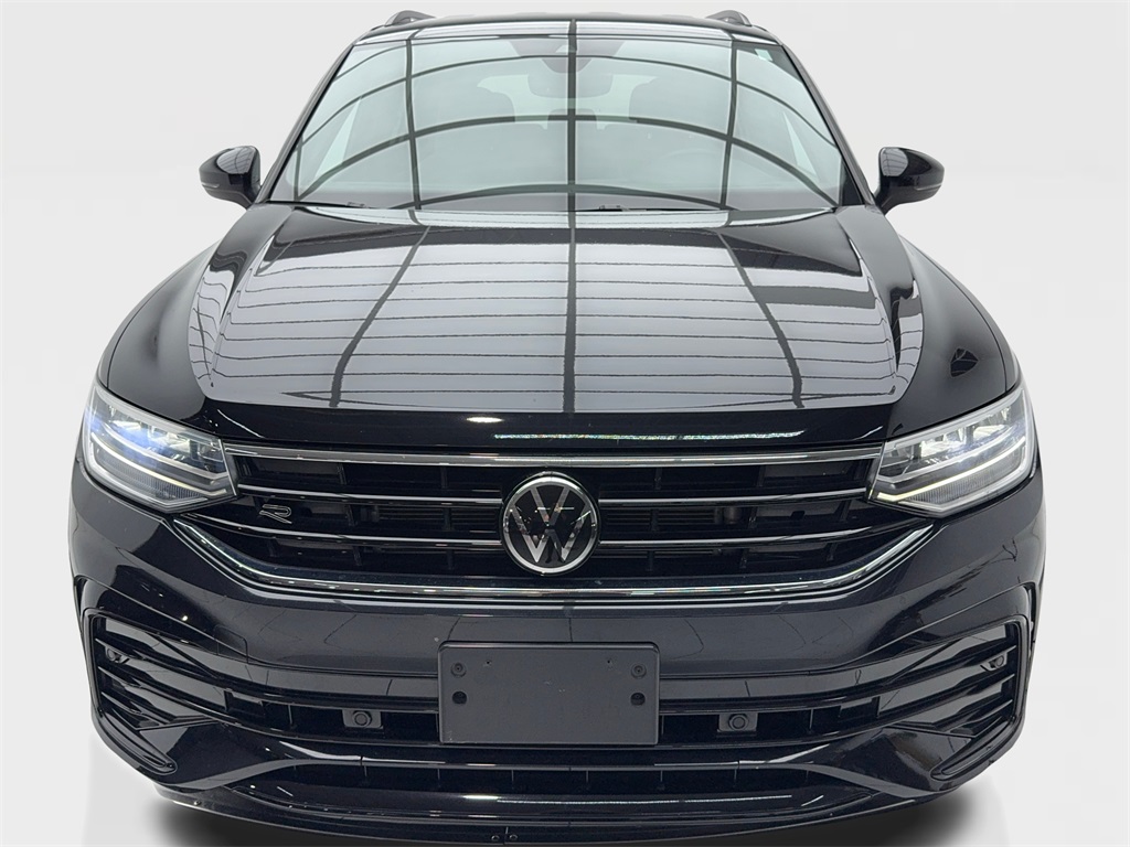 2022 Volkswagen Tiguan SE R-Line Black photo 3