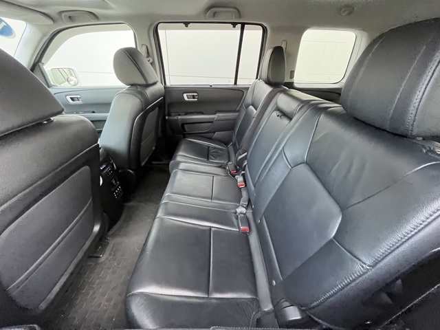 2015 Honda Pilot Touring photo 3