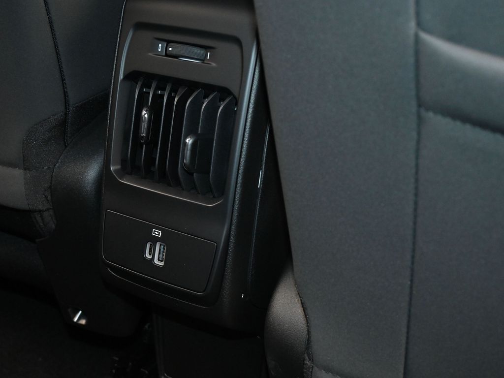 2024 Dodge Hornet GT photo 21