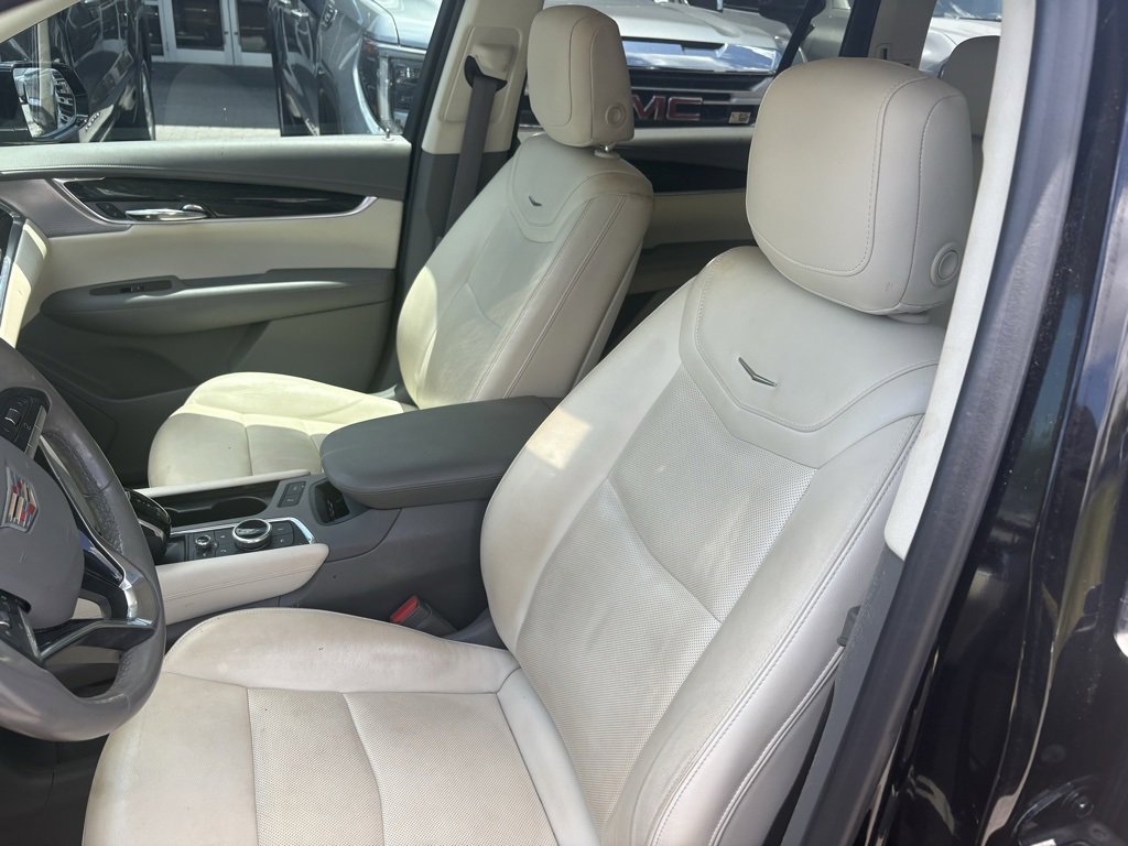 2021 Cadillac XT6 Premium Luxury photo 13
