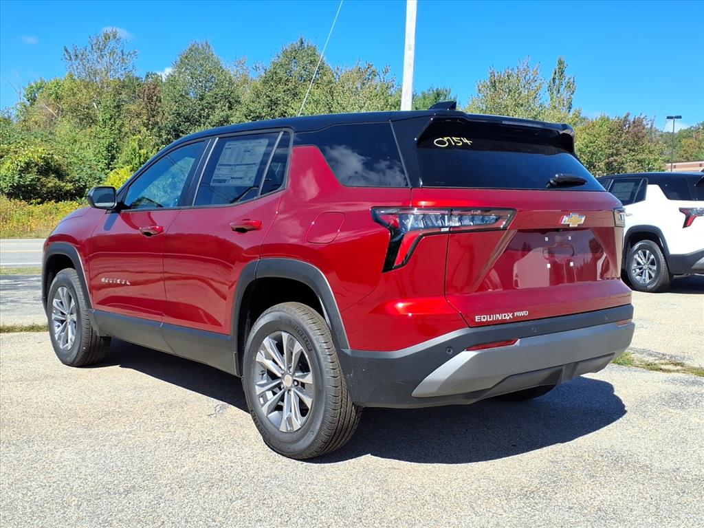 2026 Chevrolet Equinox LT photo 4
