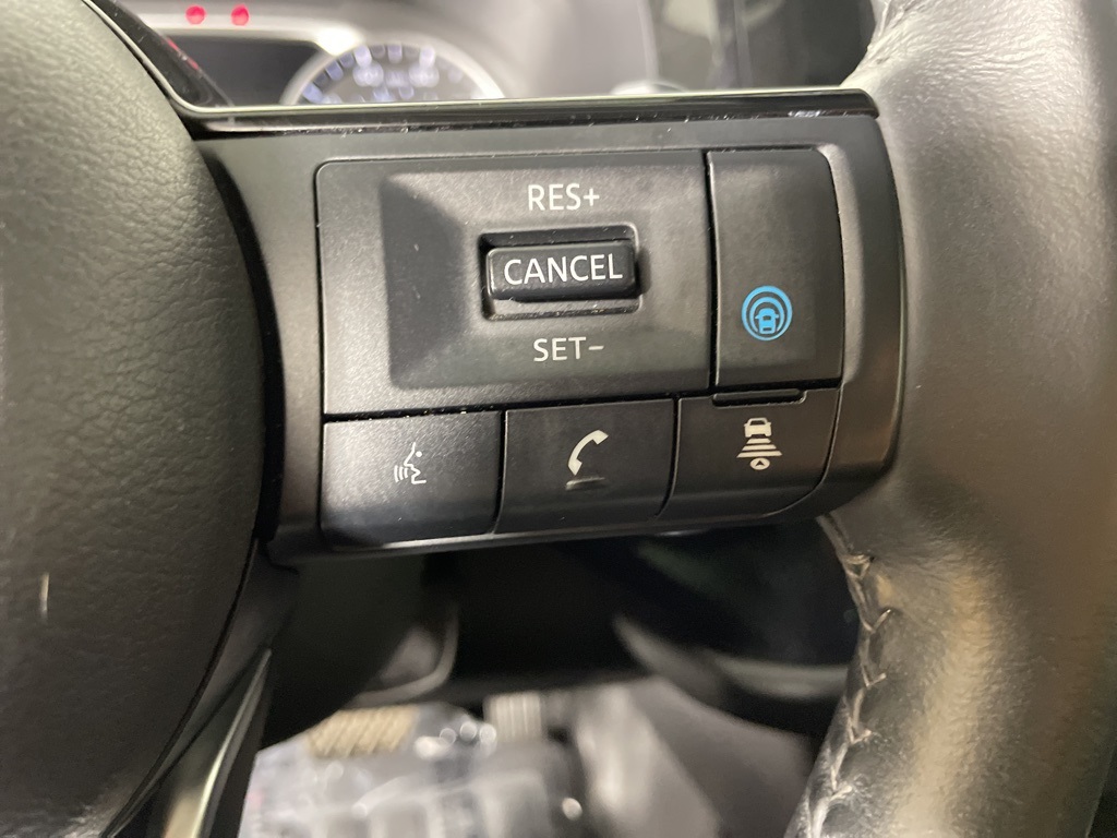 2022 Nissan Pathfinder SL photo 21