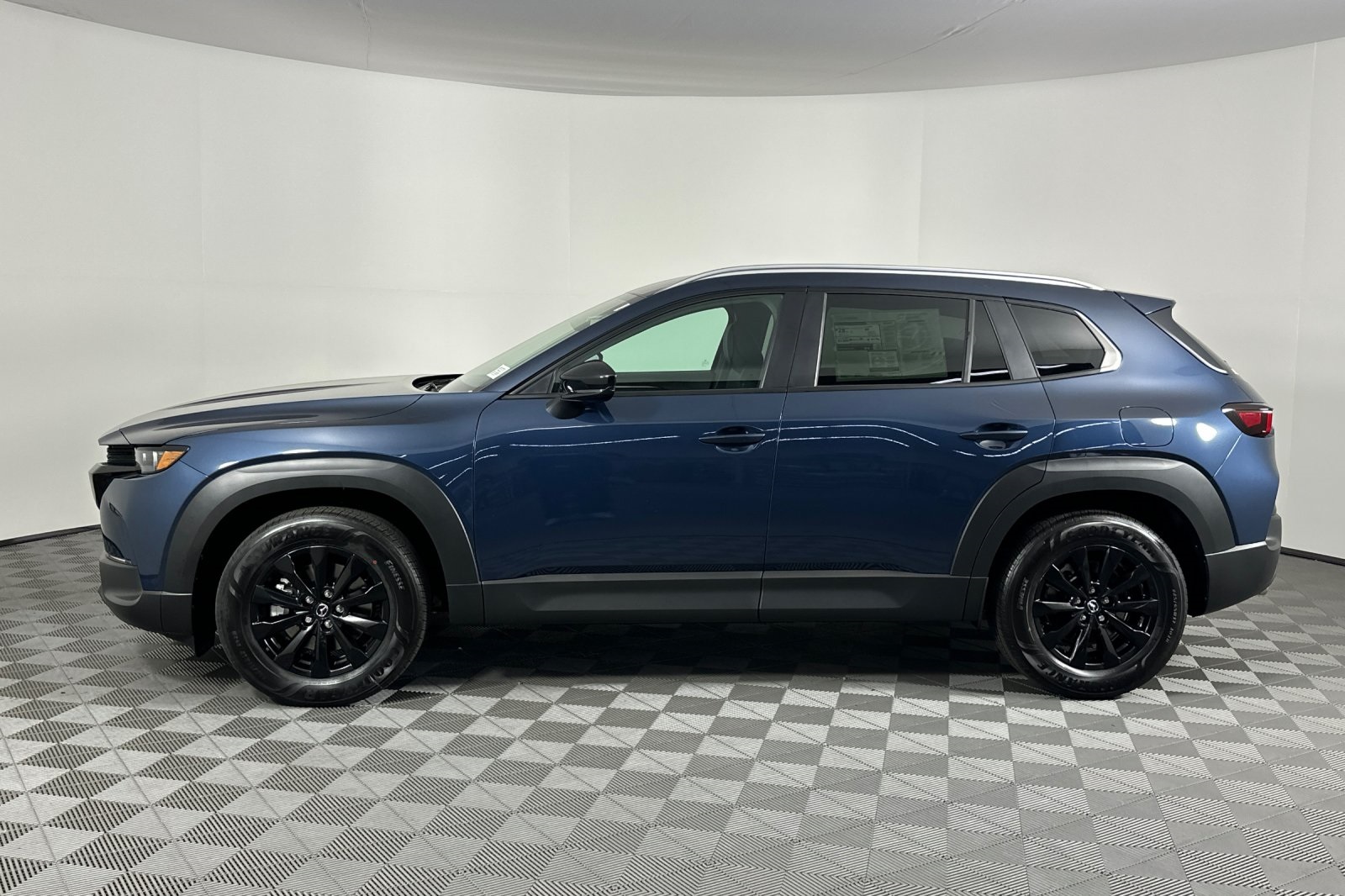 2025 Mazda CX-50 2.5 Select photo 4