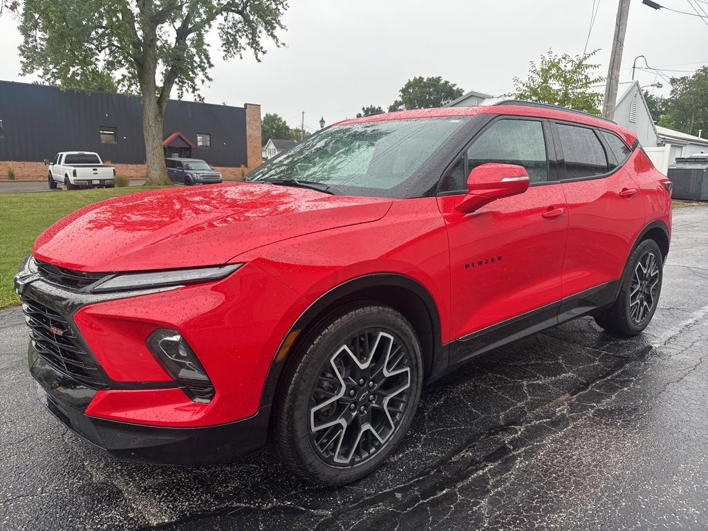 2024 Chevrolet Blazer RS photo 3