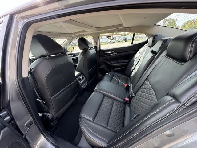 2019 Nissan Maxima Platinum photo 14