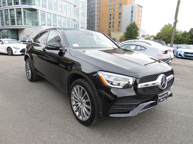 2022 Mercedes Benz GLC 300 4MATIC photo 4