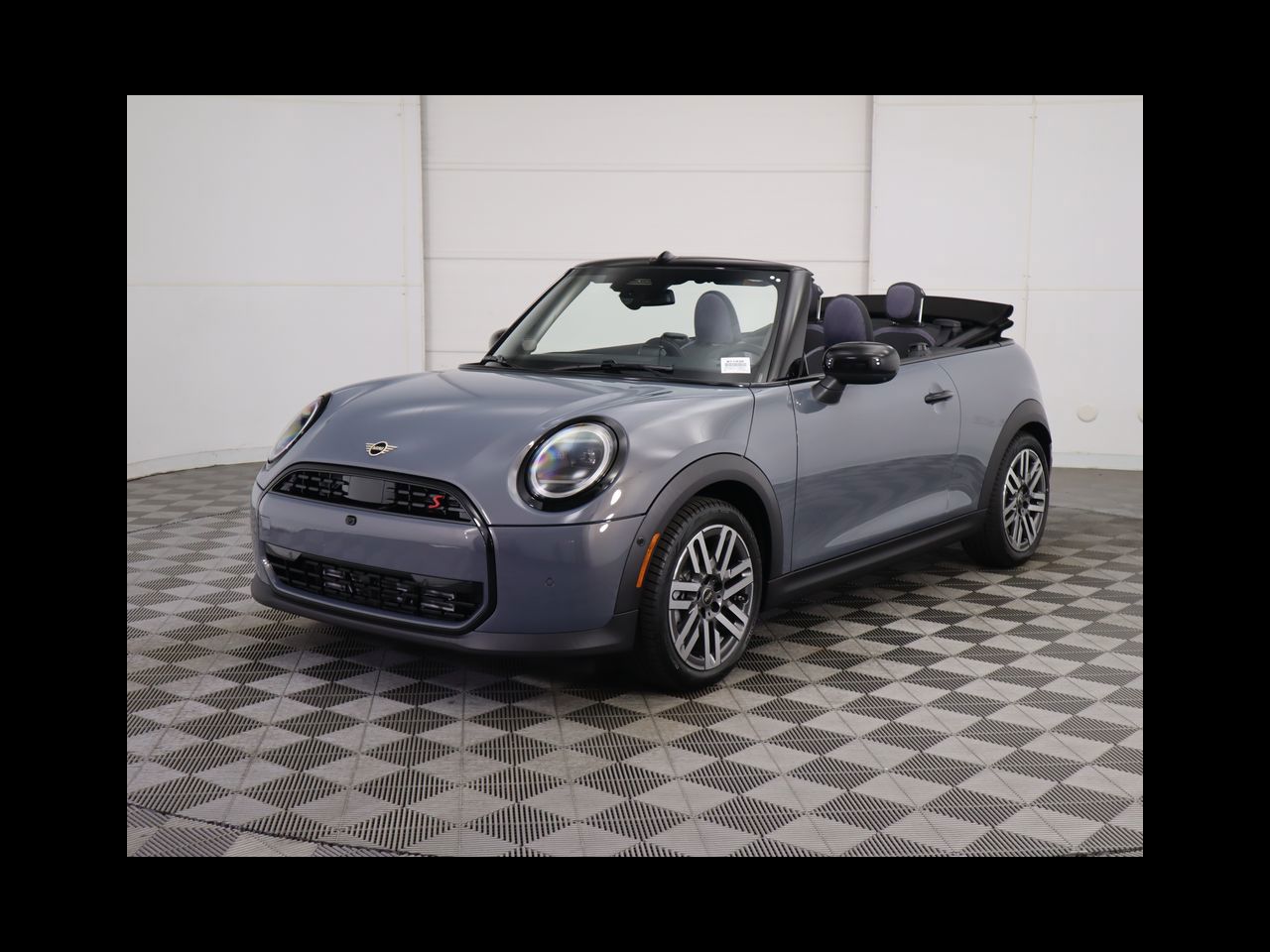 2026 MINI Convertible S's photo