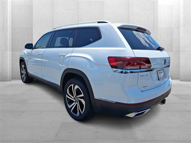 2023 Volkswagen Atlas SEL photo 4