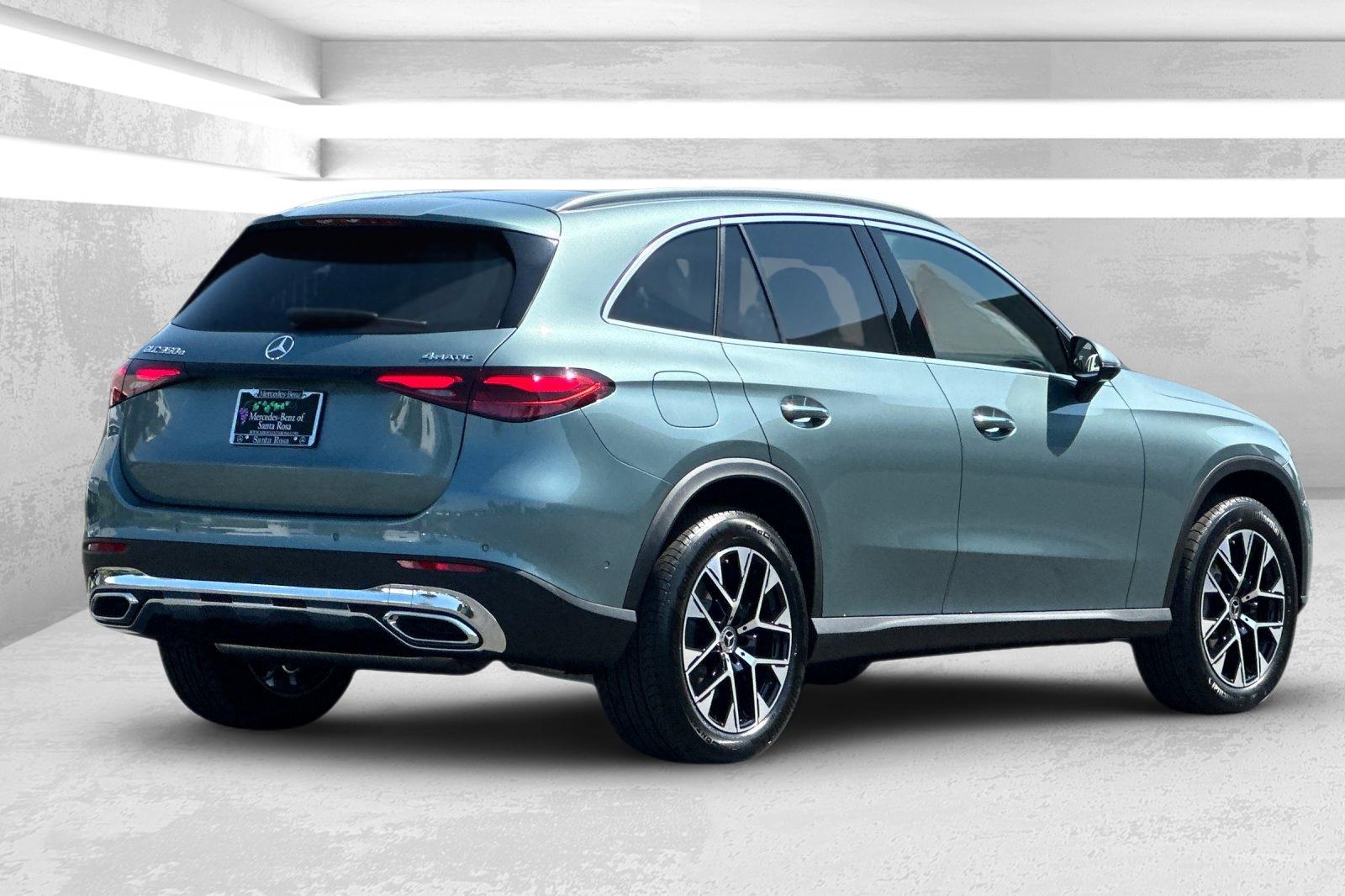2026 Mercedes Benz GLC 350e 4MATIC photo 3