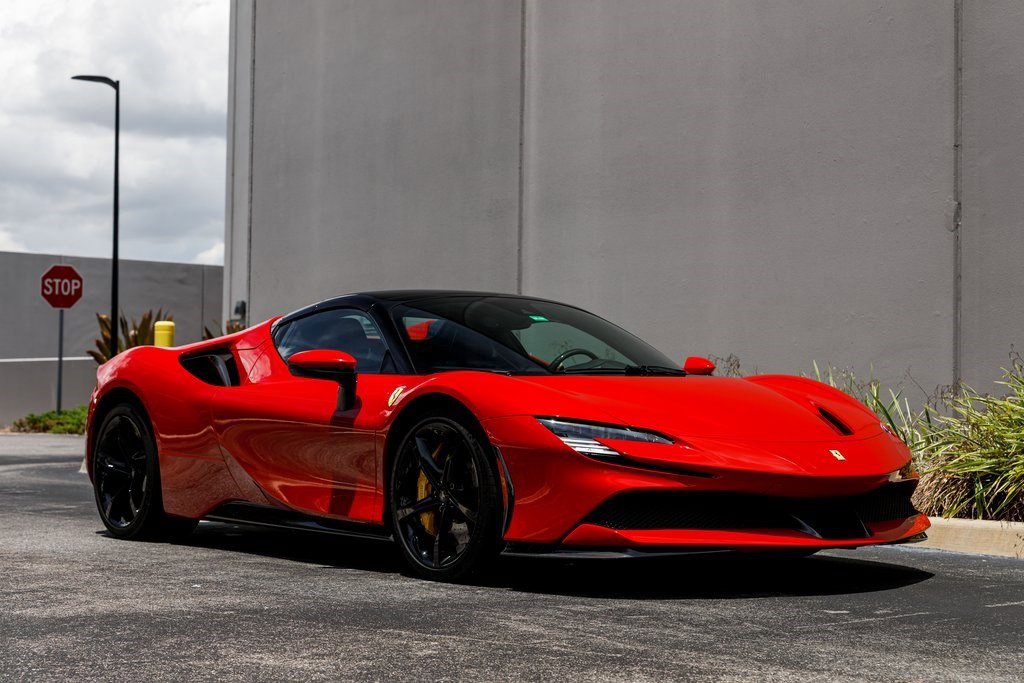 2023 Ferrari SF90 Spider photo 16