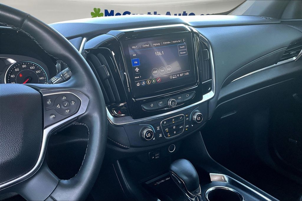 2023 Chevrolet Traverse Leather photo 8