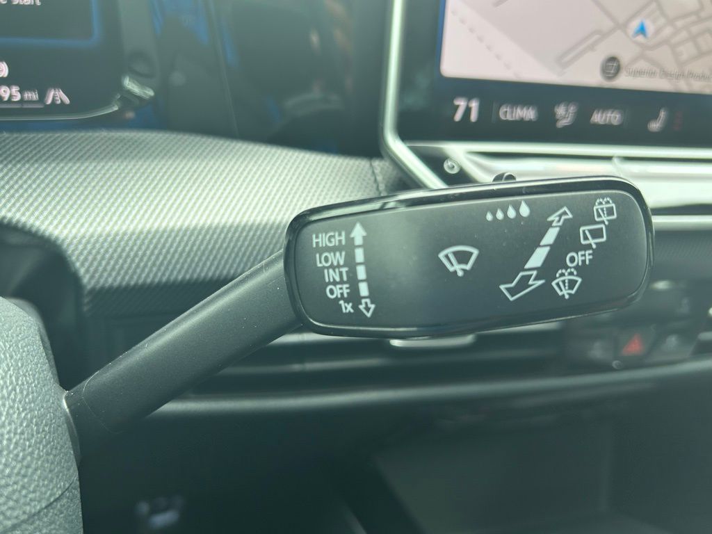 2025 Volkswagen Golf GTI S photo 12