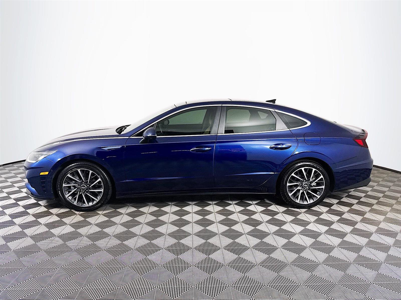 2020 Hyundai Sonata Limited photo 4