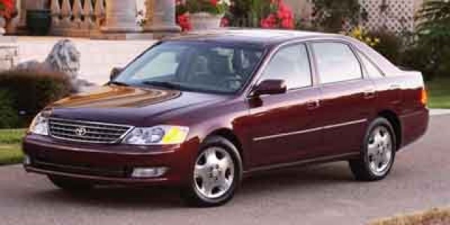 2004 Toyota Avalon XLS's photo