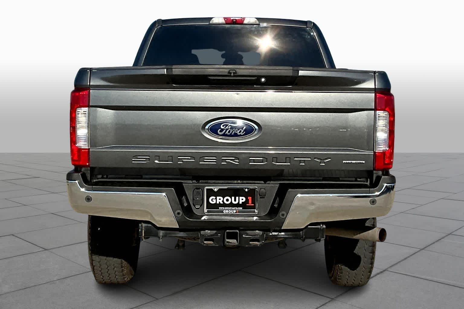 2019 Ford F-250 XLT photo 4