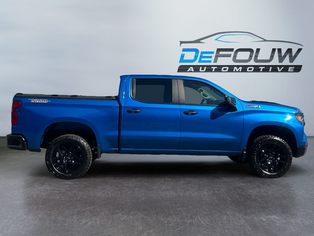 2022 Chevrolet Silverado 1500 Custom Trail Boss photo 2