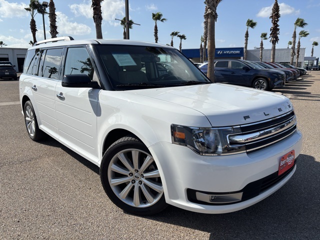 2017 Ford Flex SEL's photo