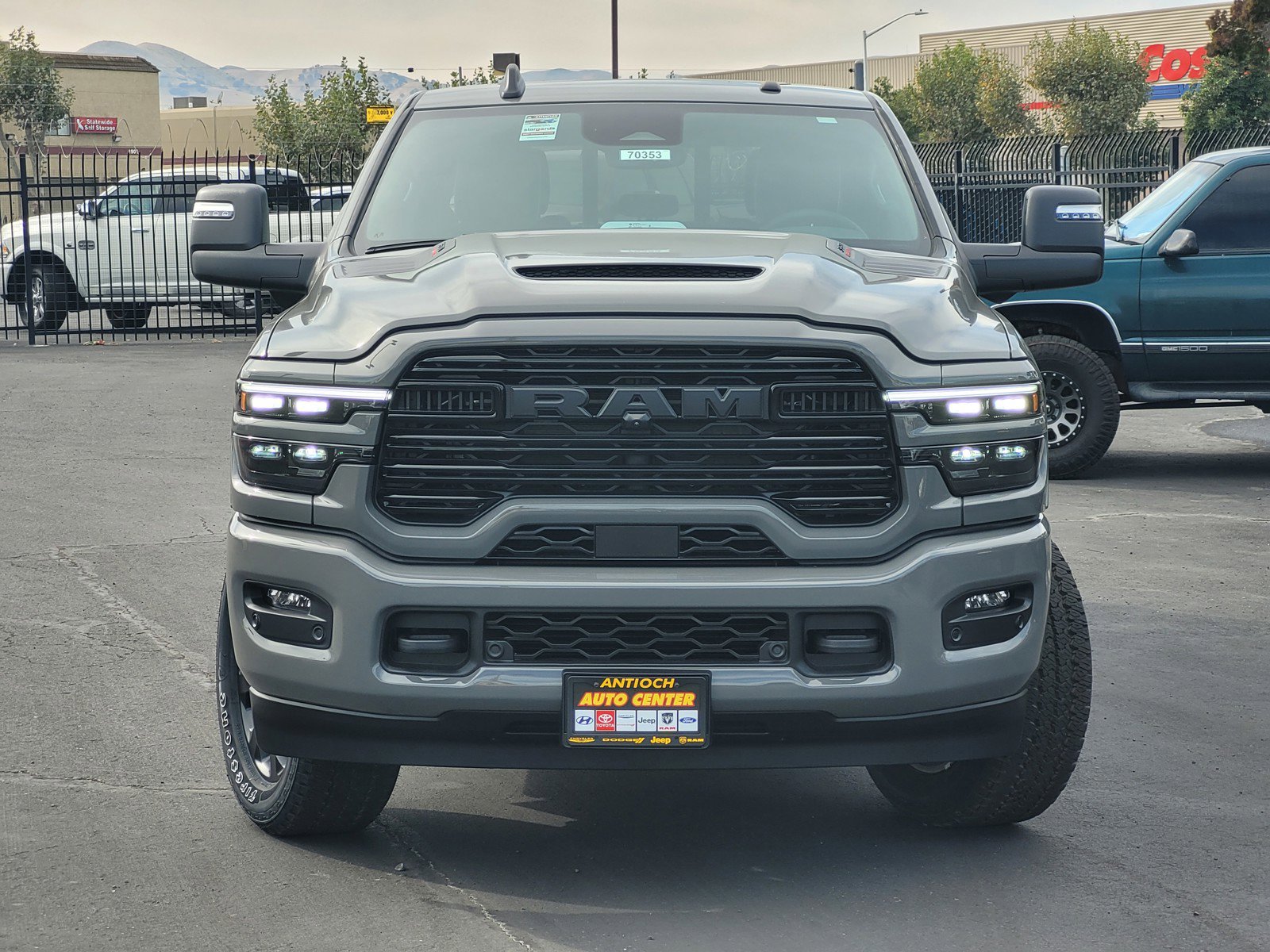 2026 Ram 3500 Laramie photo 2