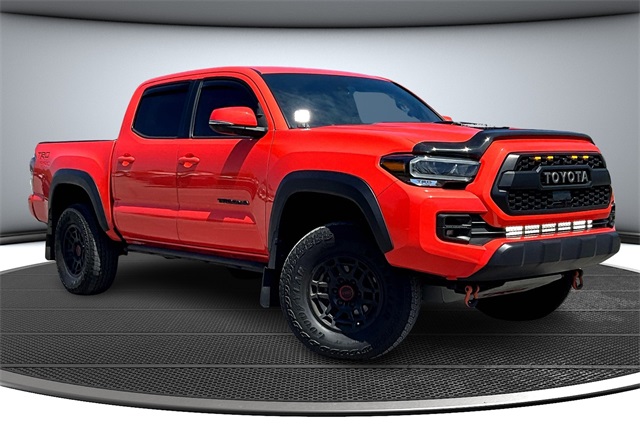 2023 Toyota Tacoma TRD Pro photo 3